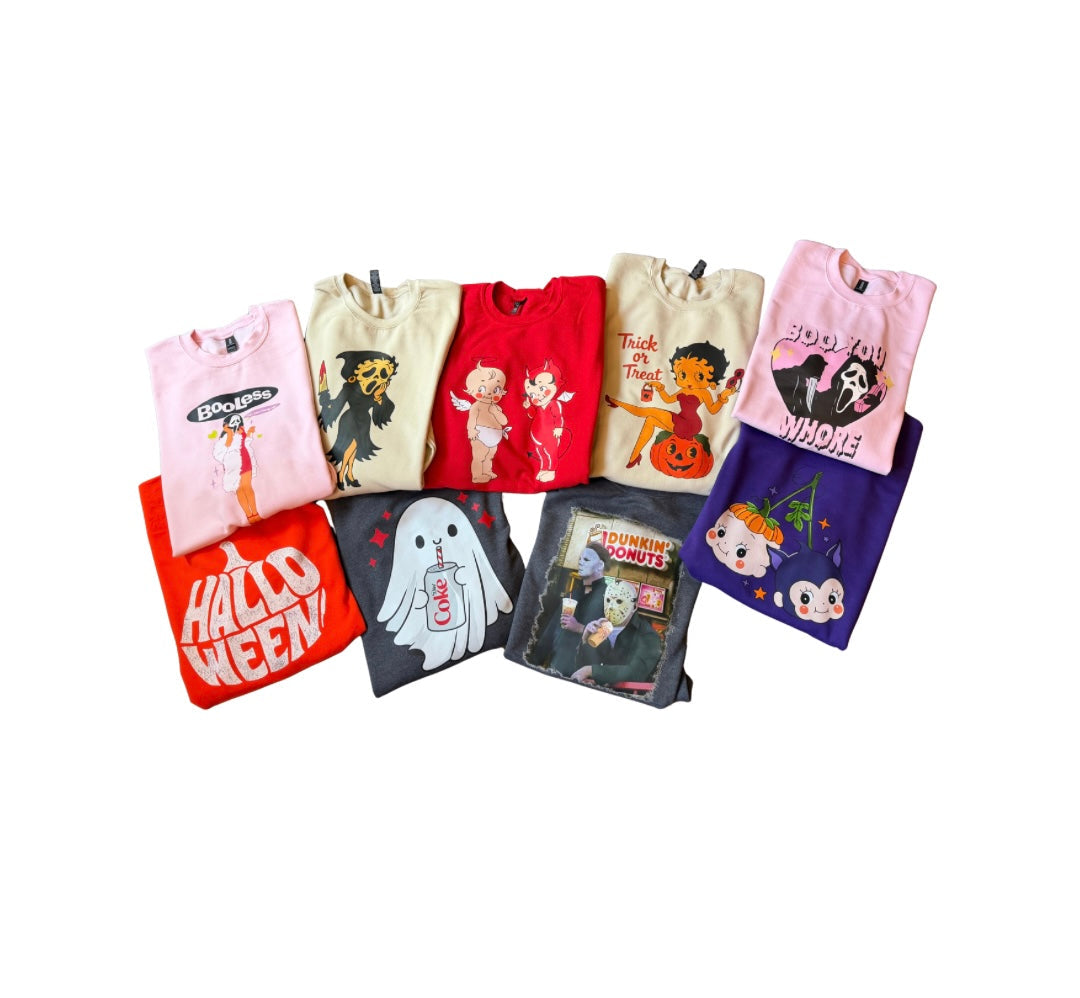 Plain Halloween Mystery Crewneck Dicey Dyes