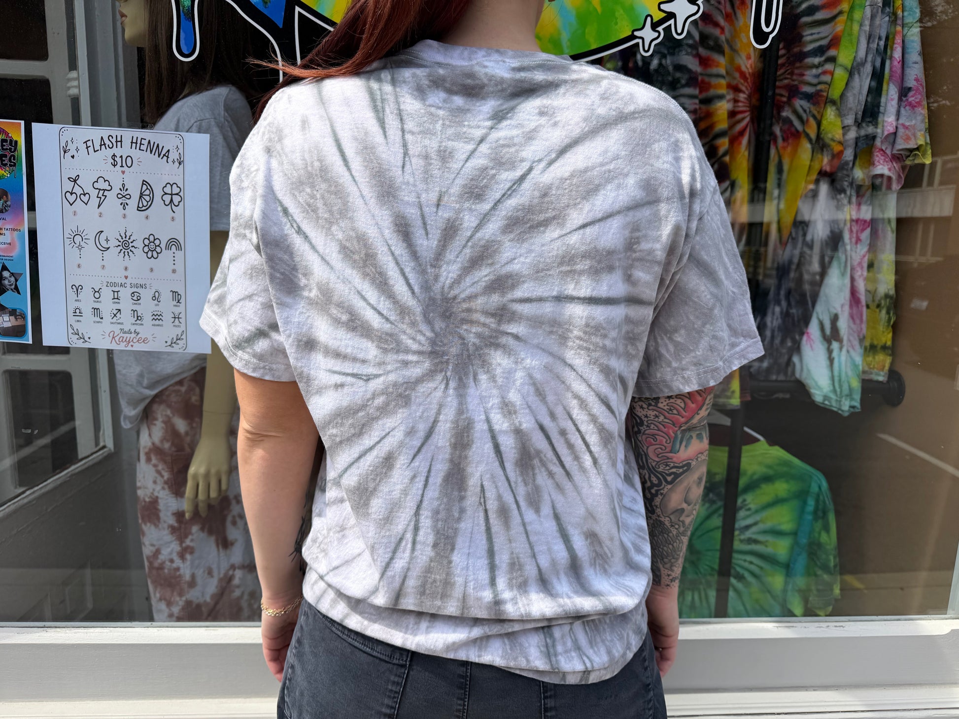 I <3 Hot Moms T-Shirt Dicey Dyes