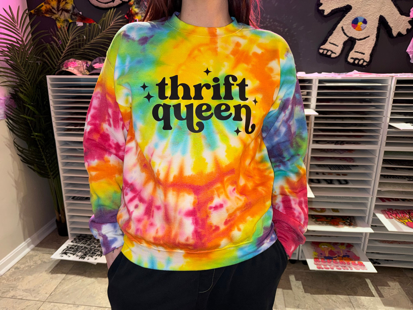 Thrift Queen Crewneck Dicey Dyes
